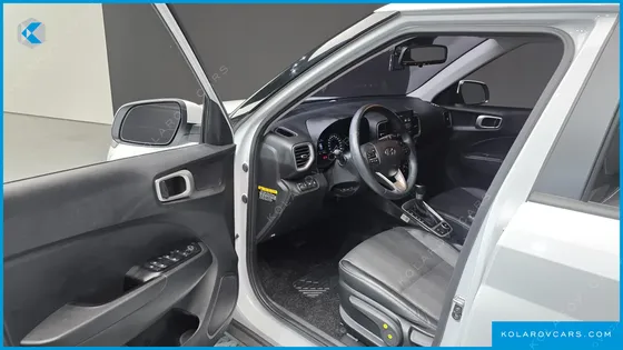 HYUNDAI VENUE 1.6 SMART