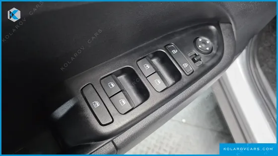 HYUNDAI VENUE 1.6 SMART
