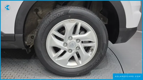 HYUNDAI VENUE 1.6 SMART