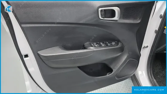 HYUNDAI VENUE 1.6 SMART