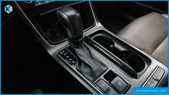HYUNDAI GRANDEUR 2.2 DIESEL PREMIUM