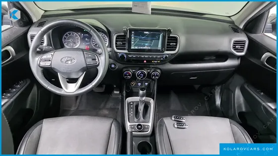 HYUNDAI VENUE 1.6 MODERN