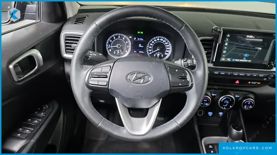 HYUNDAI VENUE 1.6 MODERN