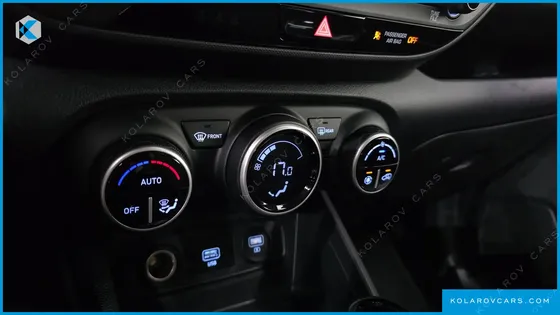HYUNDAI VENUE 1.6 MODERN