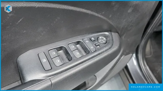 HYUNDAI VENUE 1.6 MODERN