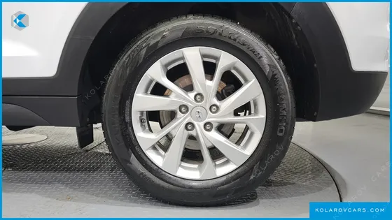 HYUNDAI TUCSON DIESEL 2.0 2WD