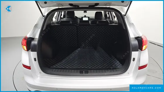 HYUNDAI TUCSON DIESEL 2.0 2WD