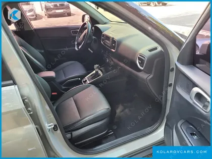 HYUNDAI VENUE 1.6 MODERN
