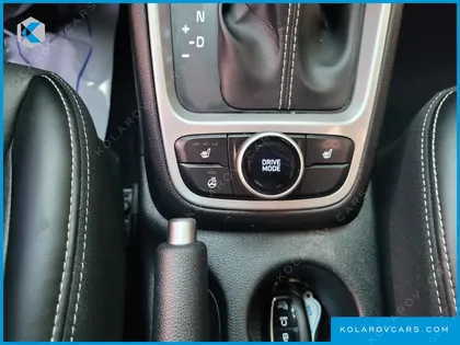 HYUNDAI VENUE 1.6 MODERN