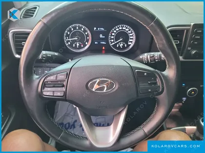 HYUNDAI VENUE 1.6 MODERN