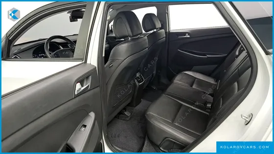 HYUNDAI TUCSON DIESEL 2.0 2WD