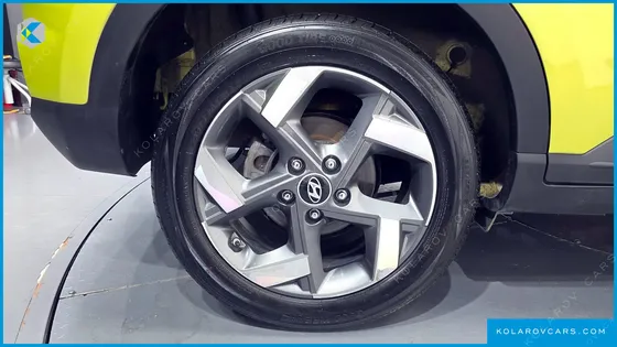 HYUNDAI VENUE 1.6 FLUX