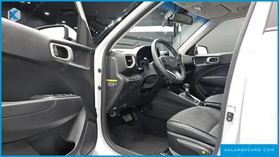 HYUNDAI VENUE 1.6 MODERN
