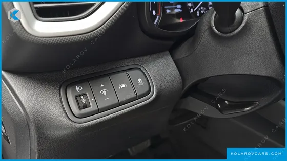 HYUNDAI VENUE 1.6 MODERN