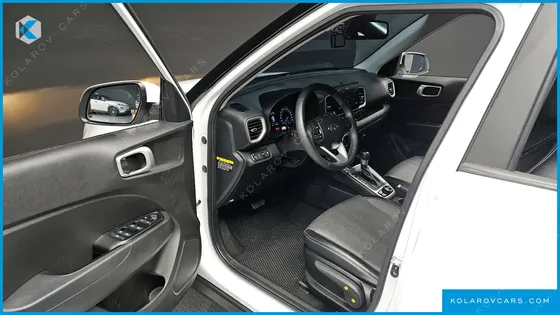 HYUNDAI VENUE 1.6 MODERN