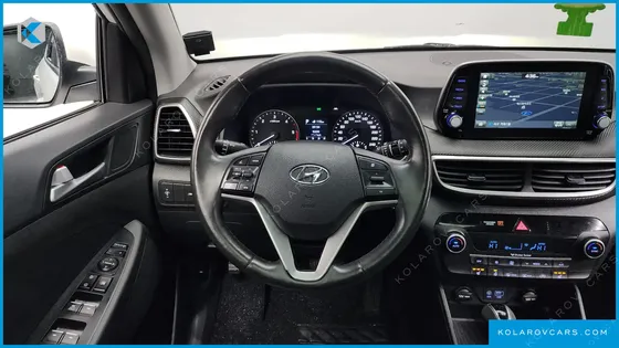 HYUNDAI TUCSON DIESEL 2.0 2WD