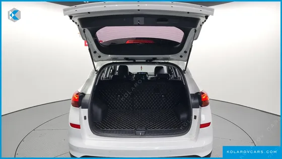 HYUNDAI TUCSON DIESEL 2.0 2WD