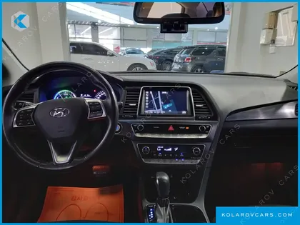 HYUNDAI SONATA MODERN