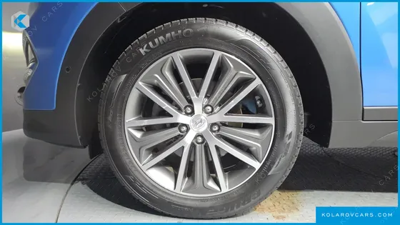 HYUNDAI TUCSON DIESEL 2.0 4WD