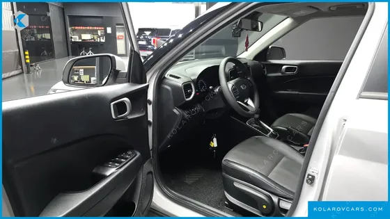 HYUNDAI VENUE 1.6 SMART