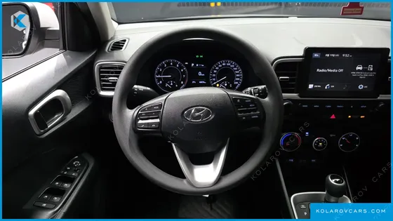 HYUNDAI VENUE 1.6 SMART