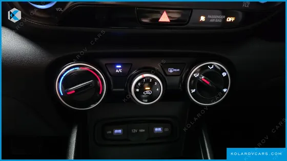 HYUNDAI VENUE 1.6 SMART