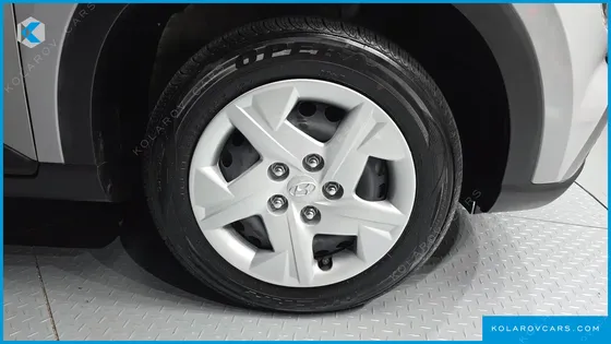 HYUNDAI VENUE 1.6 SMART