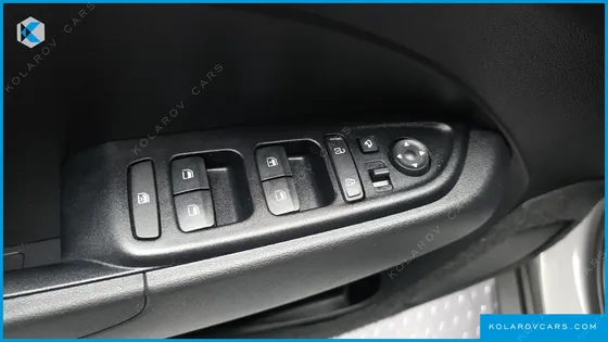 HYUNDAI VENUE 1.6 SMART
