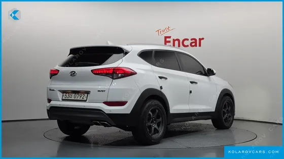 HYUNDAI TUCSON DIESEL 2.0 2WD