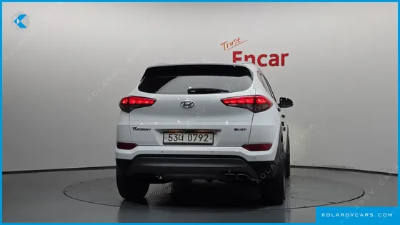 HYUNDAI TUCSON DIESEL 2.0 2WD