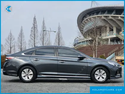 HYUNDAI SONATA MODERN