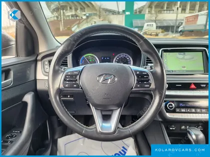 HYUNDAI SONATA MODERN