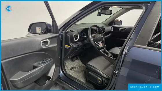 HYUNDAI VENUE 1.6 SMART
