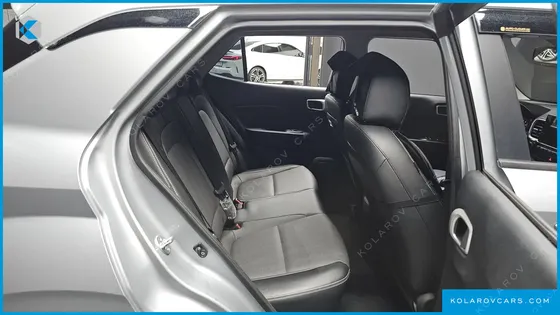HYUNDAI VENUE 1.6 MODERN