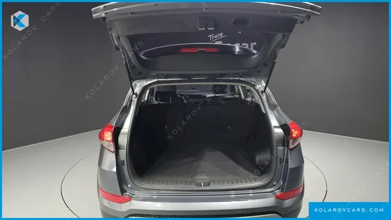 HYUNDAI TUCSON DIESEL 2.0 2WD
