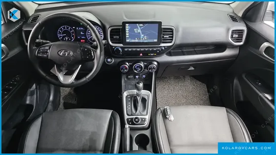 HYUNDAI VENUE 1.6 MODERN