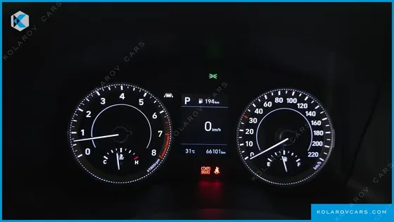 HYUNDAI VENUE 1.6 MODERN