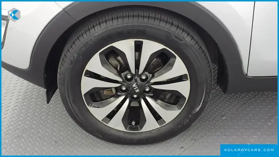 KIA SPORTAGE DIESEL 2WD LUXURY