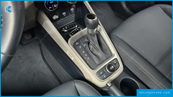 HYUNDAI VENUE 1.6 MODERN