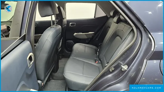 HYUNDAI VENUE 1.6 MODERN