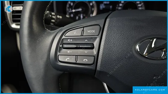 HYUNDAI VENUE 1.6 MODERN