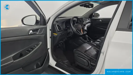 HYUNDAI TUCSON DIESEL 2.0 2WD