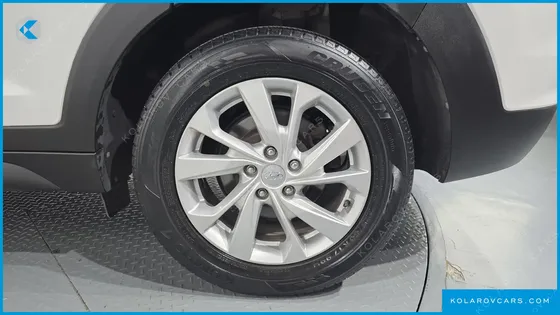 HYUNDAI TUCSON DIESEL 2.0 2WD