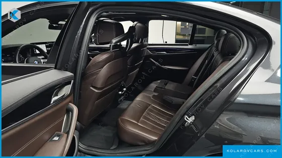 BMW 5 SERIES 530E M SPORT