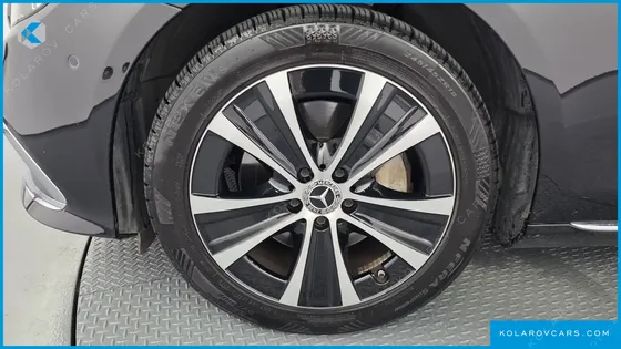 MERCEDES E-CLASS E300E 4MATIC EXCLUSIVE