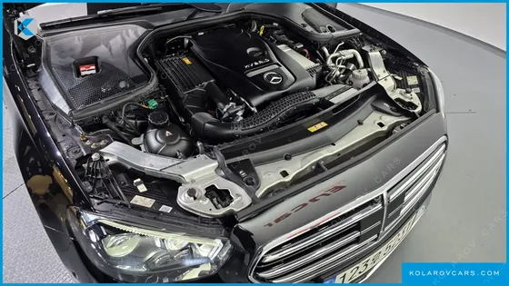 MERCEDES E-CLASS E300E 4MATIC EXCLUSIVE