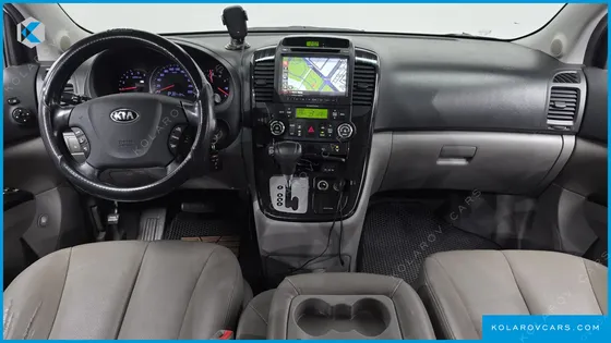 KIA CARNIVAL NEW CARNIVAL LIMOUSINE GLX