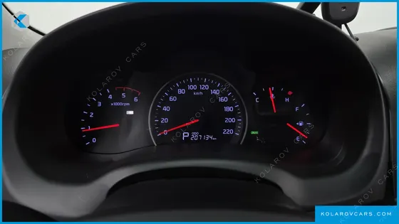 KIA CARNIVAL NEW CARNIVAL LIMOUSINE GLX