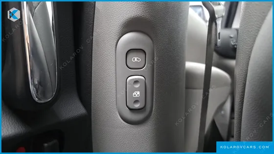 KIA CARNIVAL NEW CARNIVAL LIMOUSINE GLX