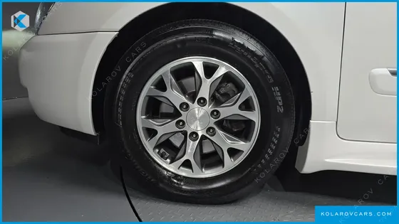 KIA CARNIVAL GRAND CARNIVAL GLX